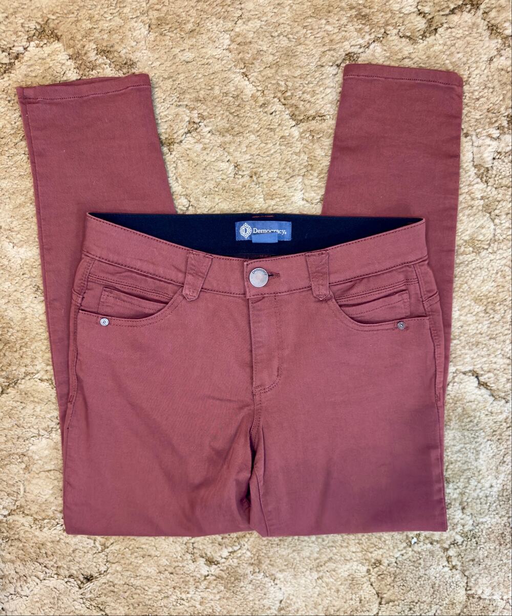 Democracy Absolution Oxblood Burgundy Straight Leg Jeans Size 6